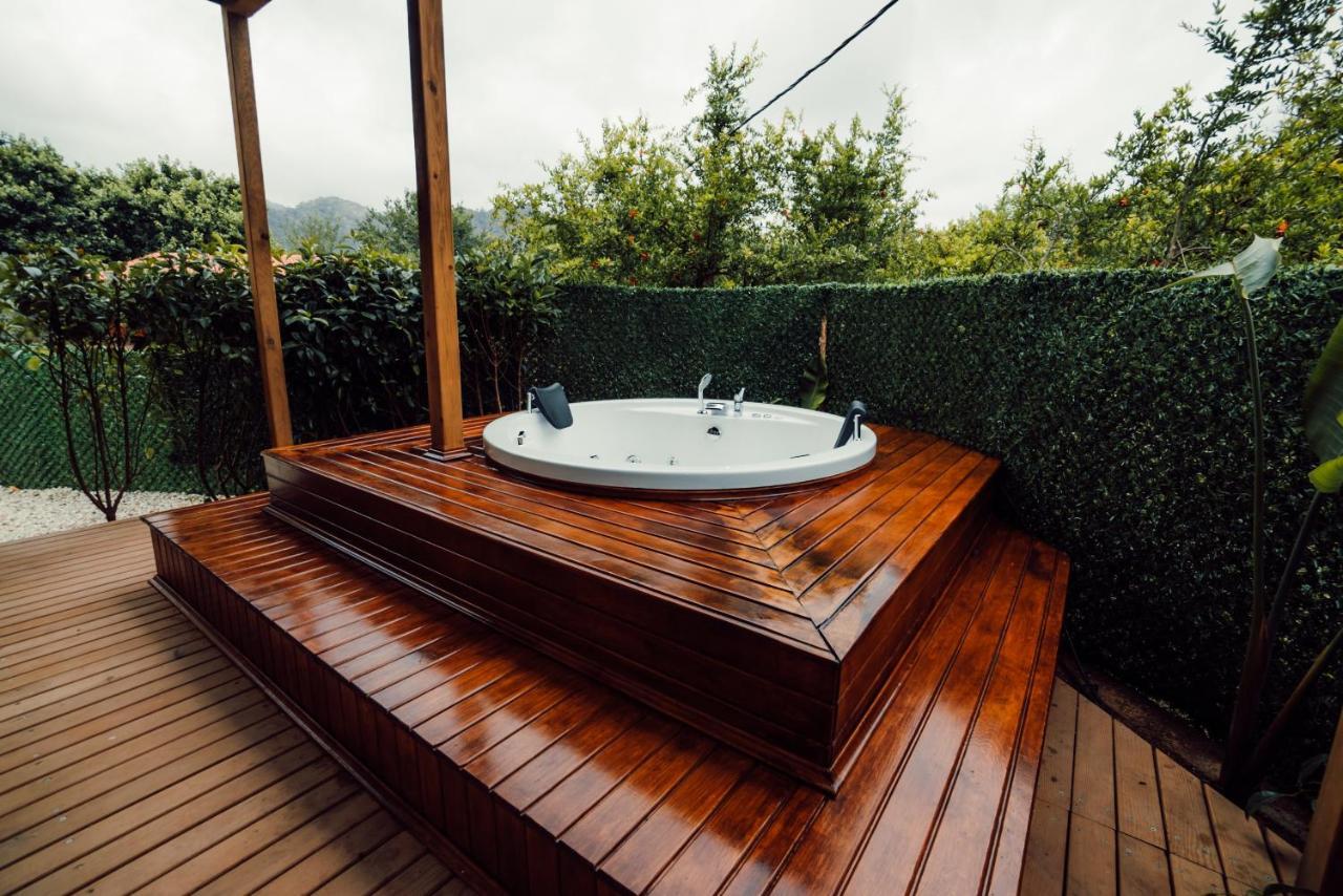 Cirali Hestia Lodge 凯梅尔 外观 照片